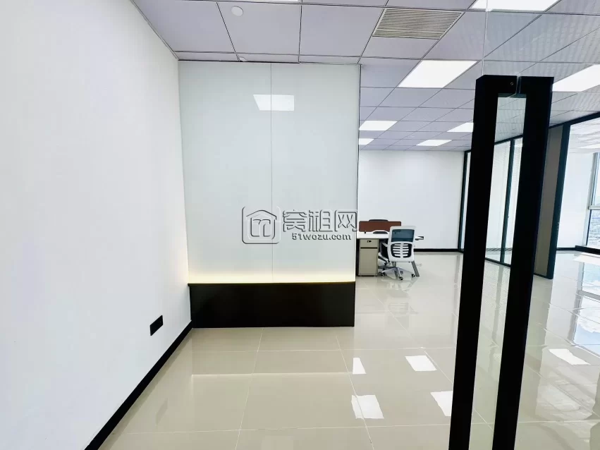 宁波海曙区科创大厦112平，朝西办公室出租6800元/月