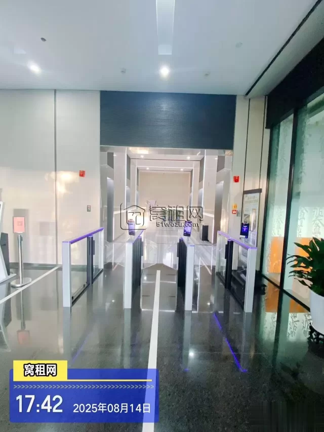 宁波国际金融中心F座