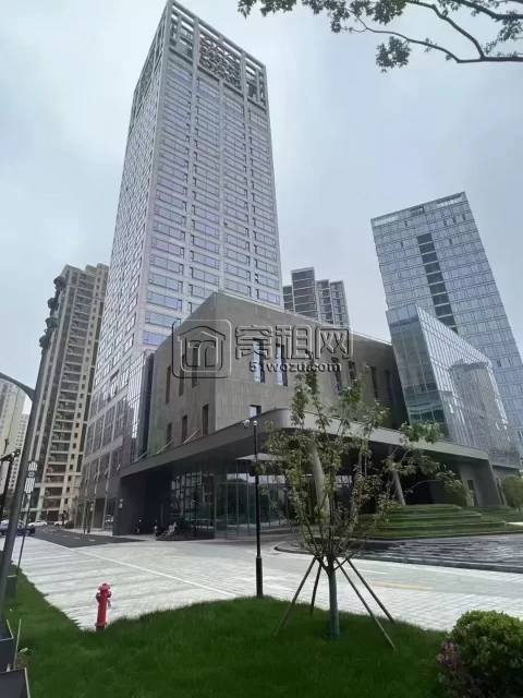 鄞州区长丰附近南苑滨江大厦出租45平米小面积办公室24小时独立空调，带家具出租3800元/月