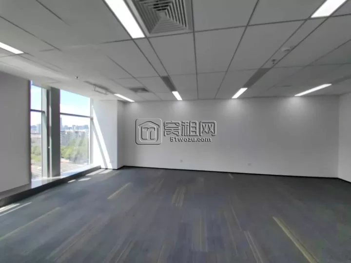 鄞州区核心地块  恒创中心 152平 2隔间 东南朝向 