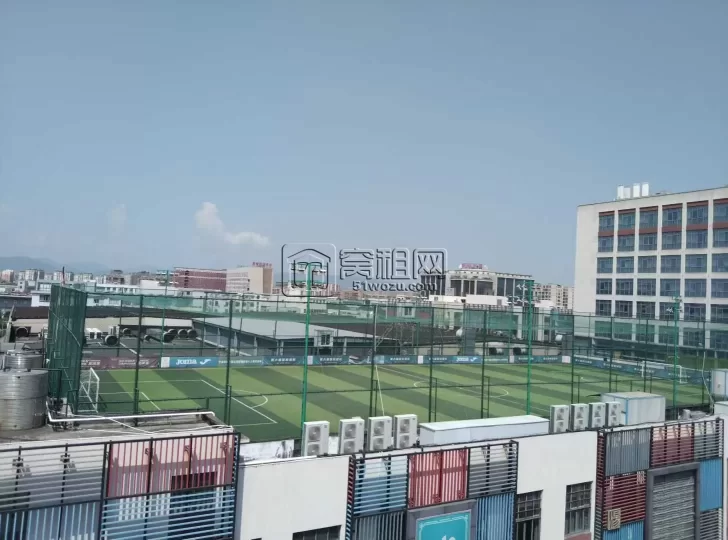 宁波海曙区集士港足球俱乐部场地出租1600平米实际可以使用4000平米