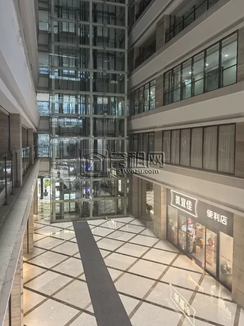 宁波南部商务区一期奥克斯中央大厦面 积81. 3㎡平米43000元/年出租