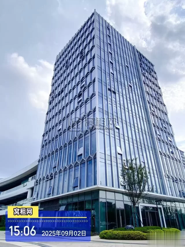 宝龙中心