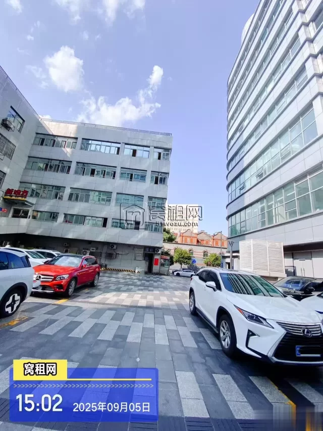 宁波海曙恒隆中心大厦停车费收费多少？
