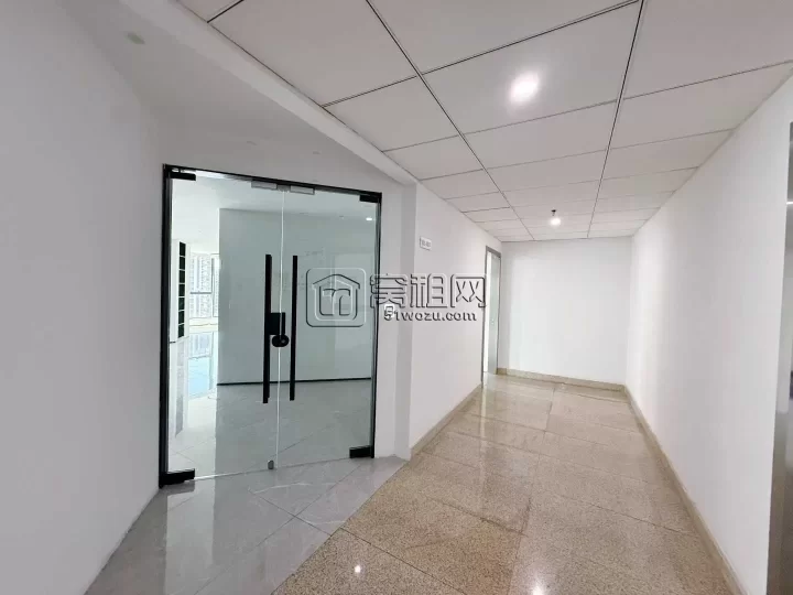 宁波潘火写字楼和荣大厦272方最新房源，单价1.65，采光极佳，有总经理办公室、财务室