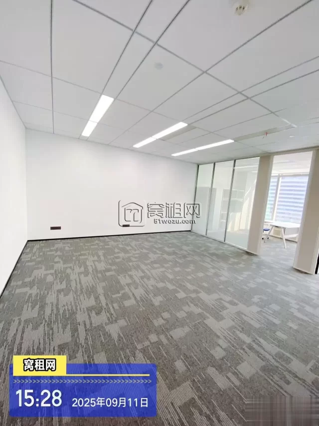 宁波奉化金茂大厦156平米办公室出租租金1元/平米/天