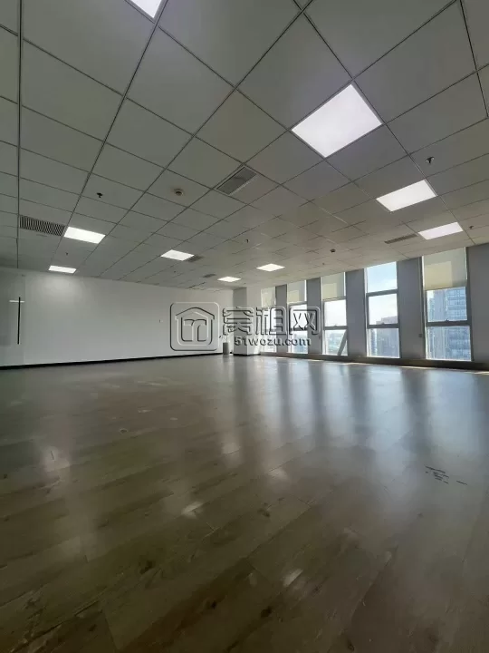 江北企协大厦140平方 电梯口 朝南 特价3900/月