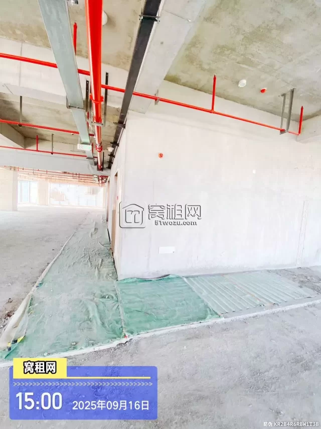江北万达附近全新写字楼鸿辰中心大厦出租1000平米毛坯单价1.3元/平米/天