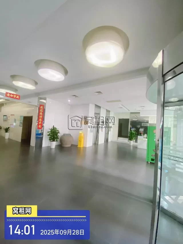 世贸中心(图4) 世贸中心(图5)