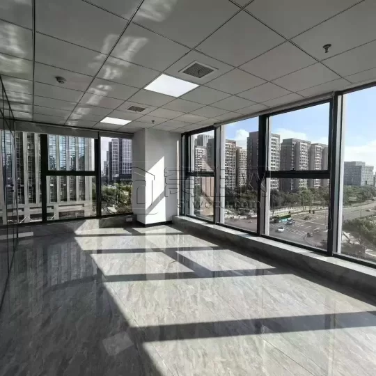 宁波雷孟德大厦220平，5隔断，东北双面落地窗，随时看房入住。