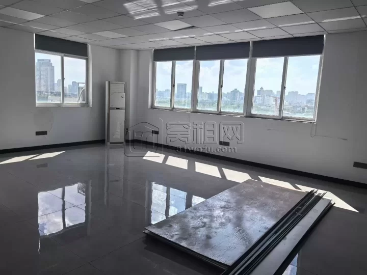 宁波月湖金汇小镇隔壁永煌大厦880平整层出租 固定车位3个出租