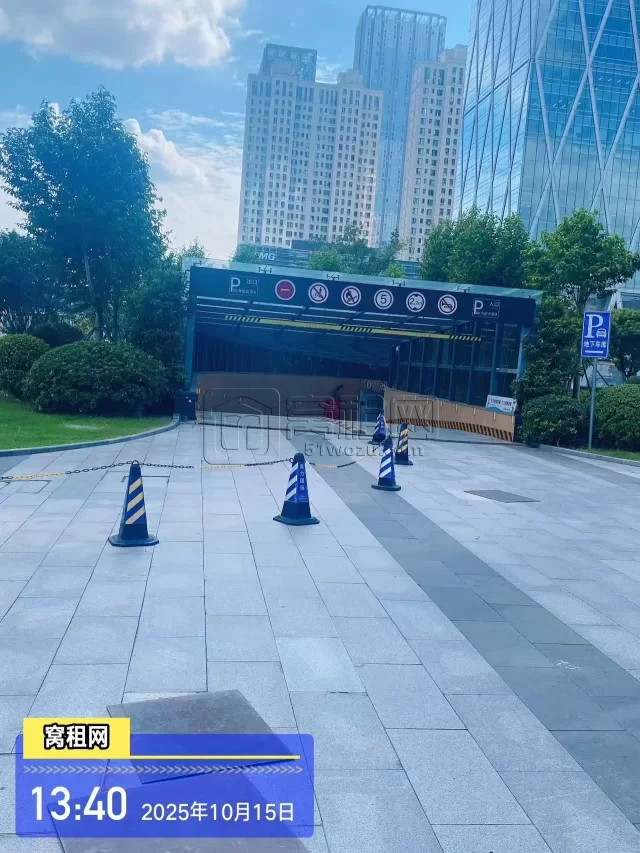 宁波宏泰帝标写字楼停车收费包月多少一个月？