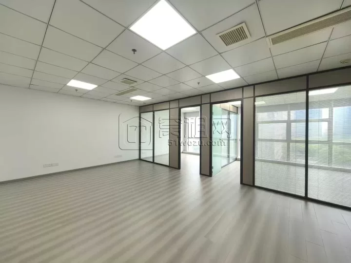 地铁6号线上盖 科技广场120㎡租金:4700元/月带整套家具