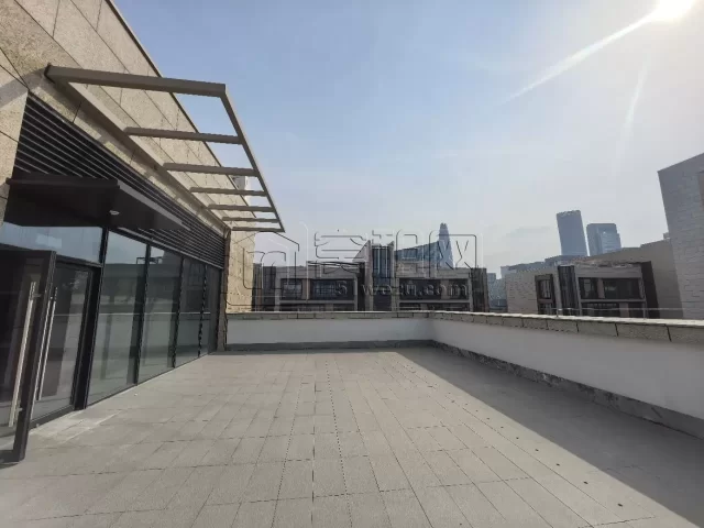 东部新城丰盛里487.88平，单层独户，210+130平超大双露台花园适合会所、展厅、私宴、网红业态等
