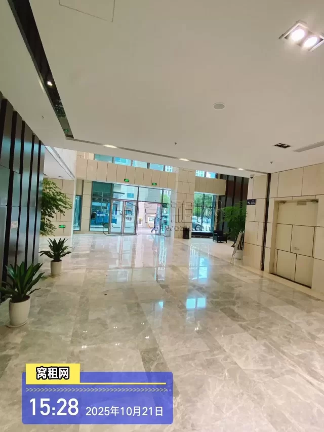 世贸日湖中心(图19) 世贸日湖中心(图19)