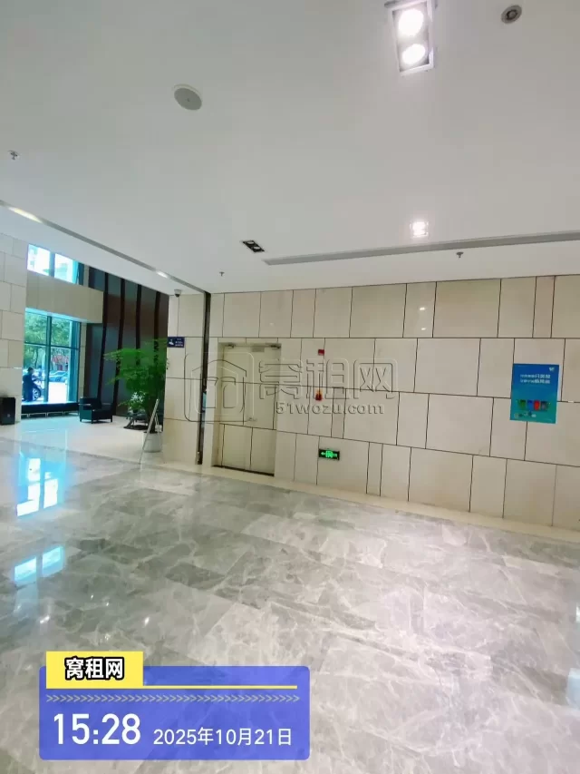 世贸日湖中心(图20) 世贸日湖中心(图20)