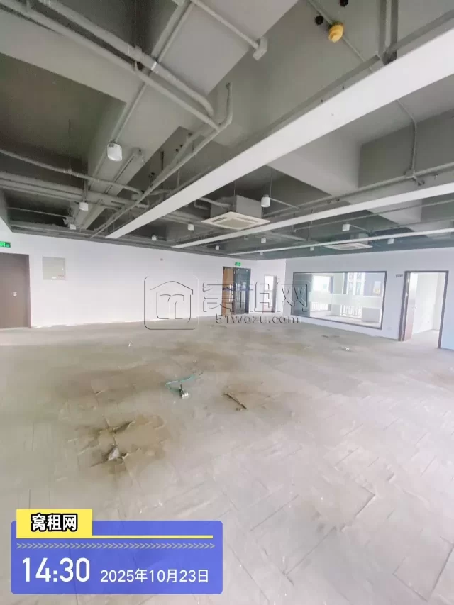 宁波海曙众创空间260平米办公室出租，单价1.7元含税