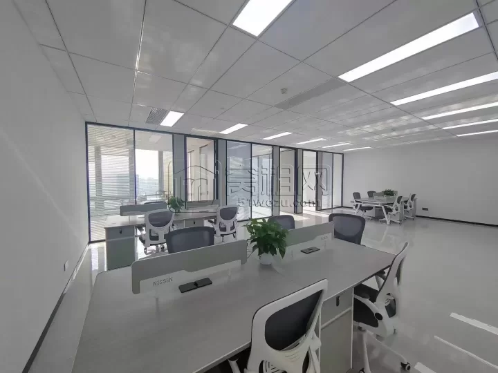 宁波智慧园出租  面积：235平  价格：10800元/月