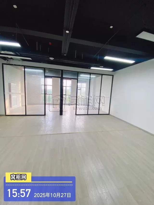 鄞州逸淘产业园隔壁梦创金谷产业园出租155平米办公室6000元/月