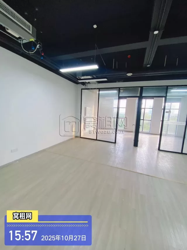 鄞州逸淘产业园隔壁梦创金谷产业园出租155平米办公室6000元/月