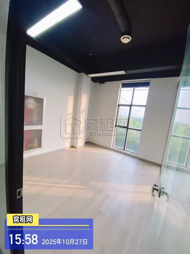 鄞州逸淘产业园隔壁梦创金谷产业园出租155平米办公室6000元/月