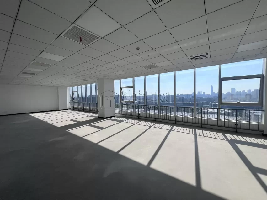 AUX奥创中心146.8平租金：1.31元/天/平米