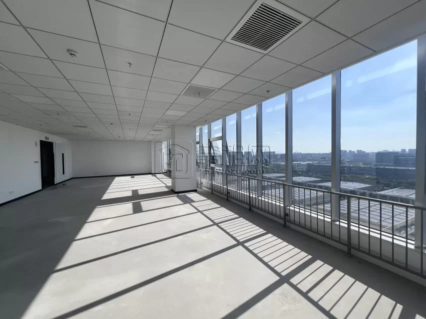 AUX奥创中心146.8平租金：1.31元/天/平米