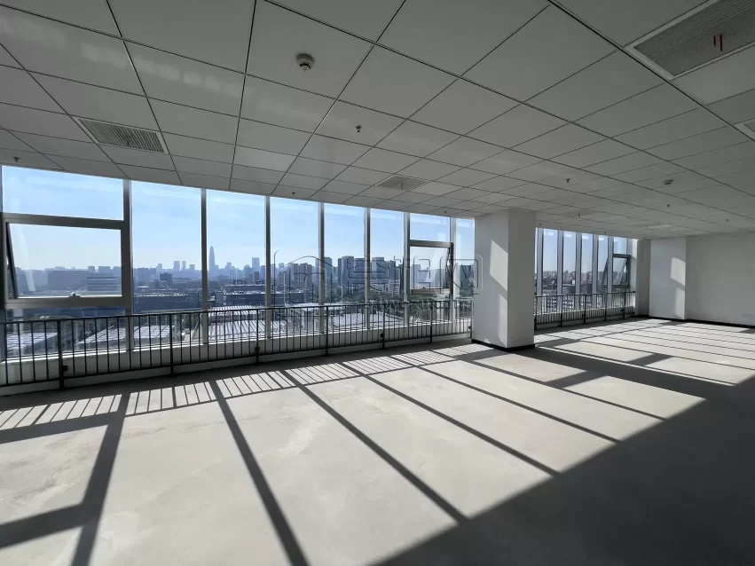 AUX奥创中心146.8平租金：1.31元/天/平米