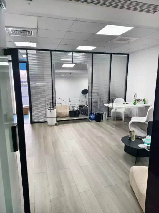 海曙区蓝天路写字楼丽园尚都A座65平米出租3000块一个月