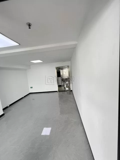 宁波海曙恒一广场对面中央商座写字楼45平米精装修出租2200元/月