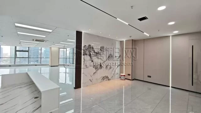 南部商务区豪如大厦隔壁地铁口国骅大厦约 275 m²里面3 隔间，朝西南办公室出租13000元/月带一个车位