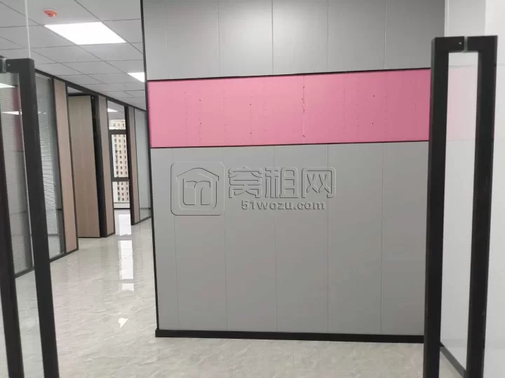 江北庄桥宝龙广场旁金麟府155平稀缺户型东南双面采光，5500每月