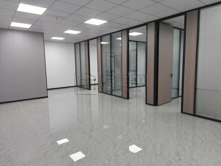 江北庄桥宝龙广场旁金麟府155平稀缺户型东南双面采光，5500每月