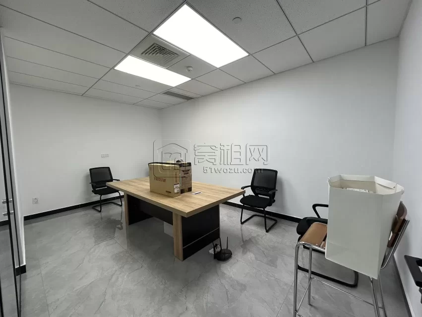 宁波商会188平出租办公室东南朝向租金10800元一月