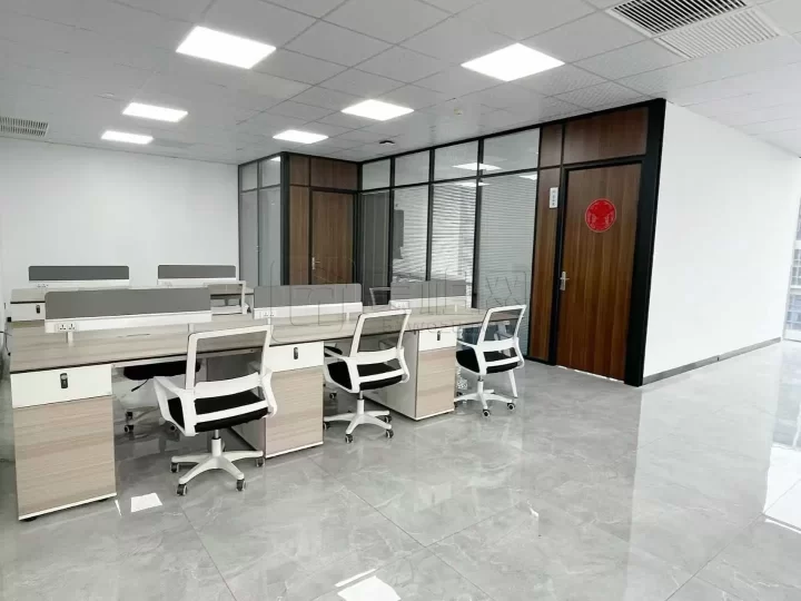 浙商大厦264平 特价1.8元/平米/天出租精装 可定制隔间