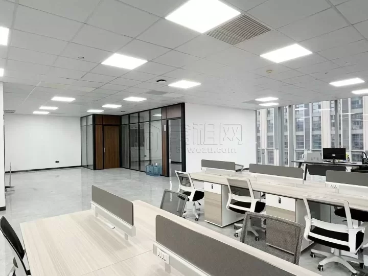 浙商大厦264平 特价1.8元/平米/天出租精装 可定制隔间