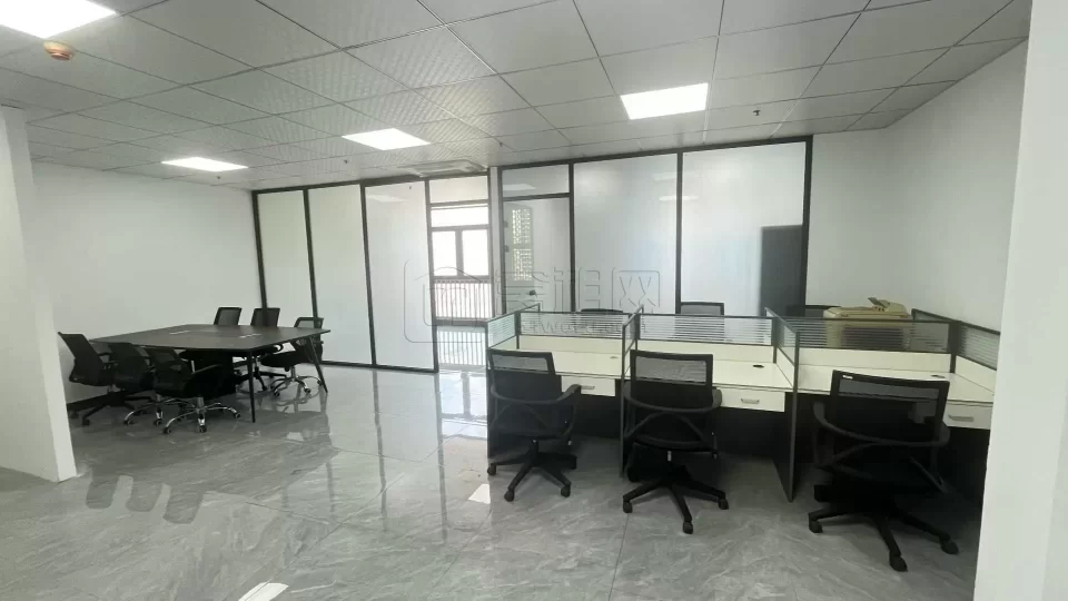 宁波福明汽车东站旁七里新都精装带家具129.6平精装修办公室出租