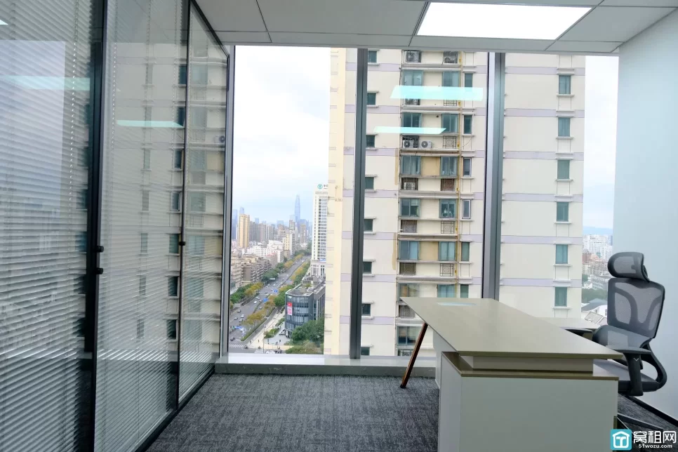 1号线江厦桥东宁云中心大厦面积283.51平米办公室出租23200元/月