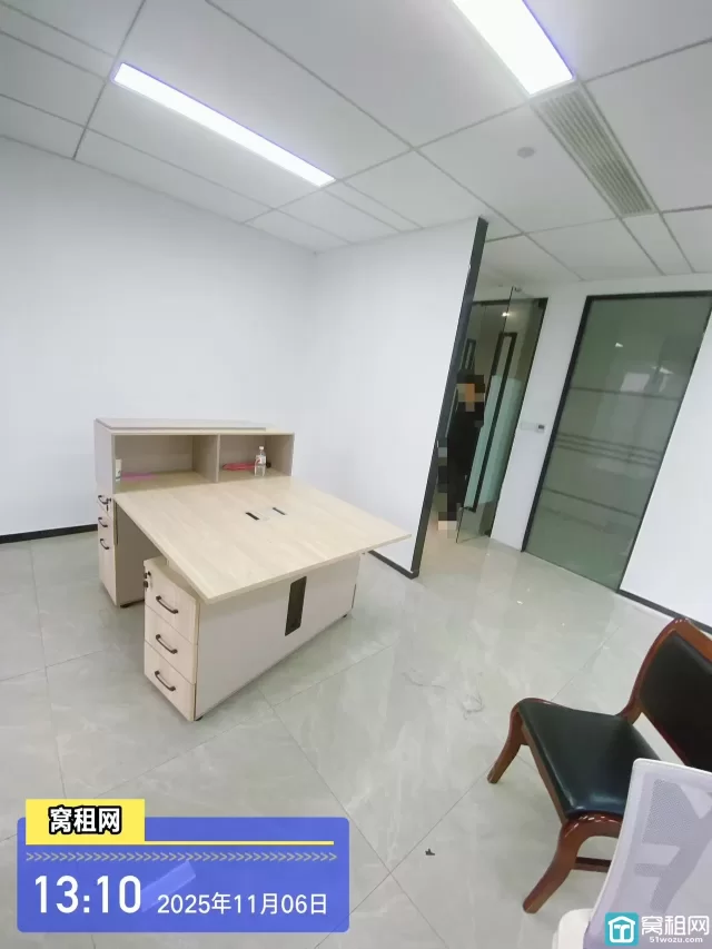 鄞州印象城旁556大厦招租面积125平米，租金5700元/月