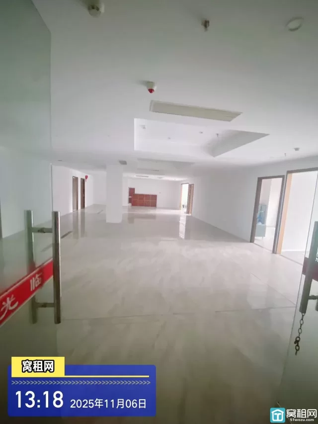 宁波中河街道办事处隔壁556大厦400平米办公室出租