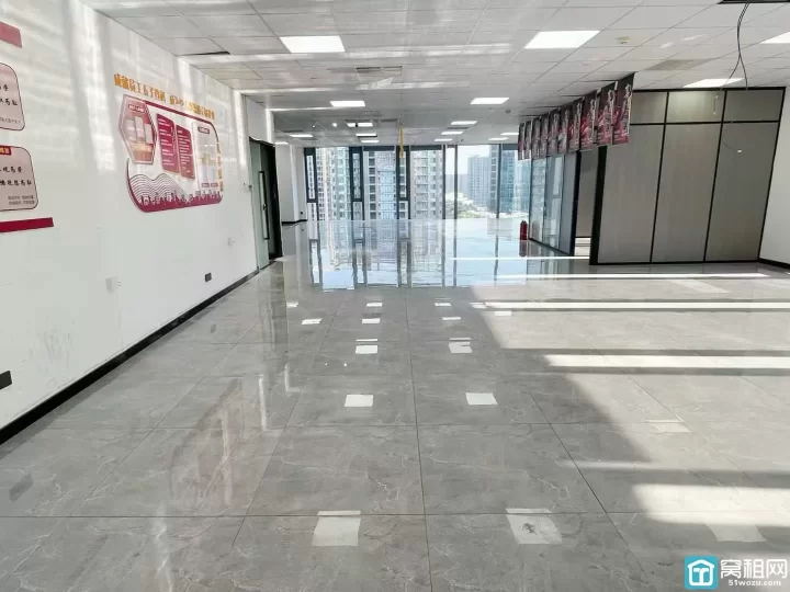 浙商银行大厦394平 西南朝向 单价1.9  含税  24小时独立空调