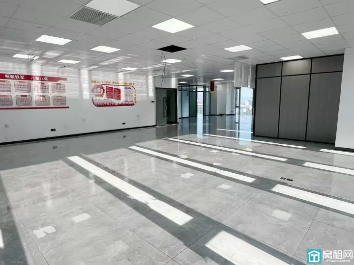 浙商银行大厦394平 西南朝向 单价1.9  含税  24小时独立空调