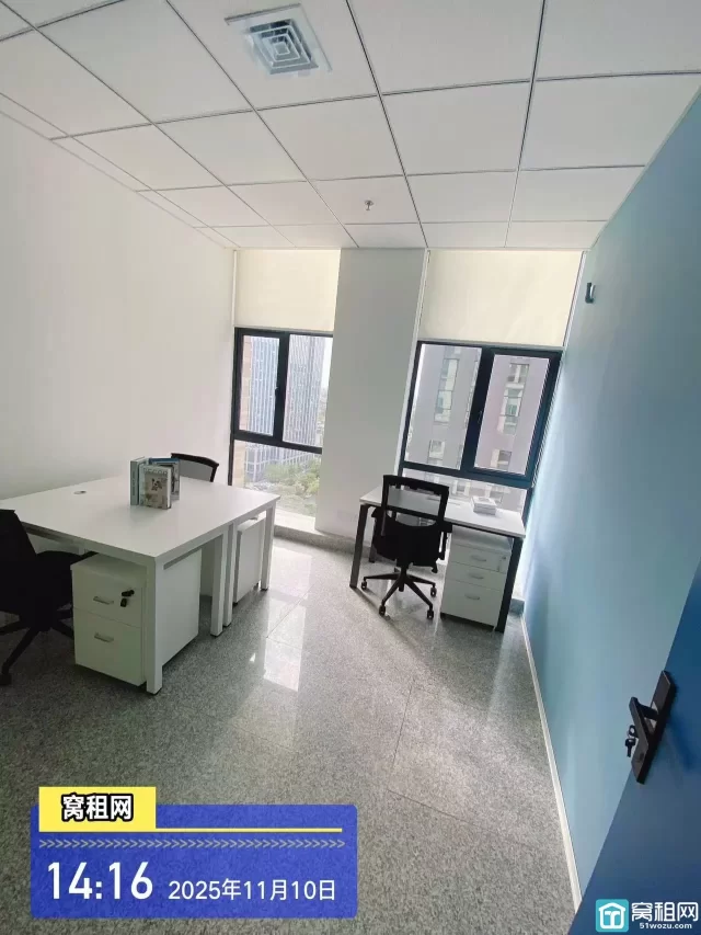 宁波镇海众创空间办公室出租1300元包物业费