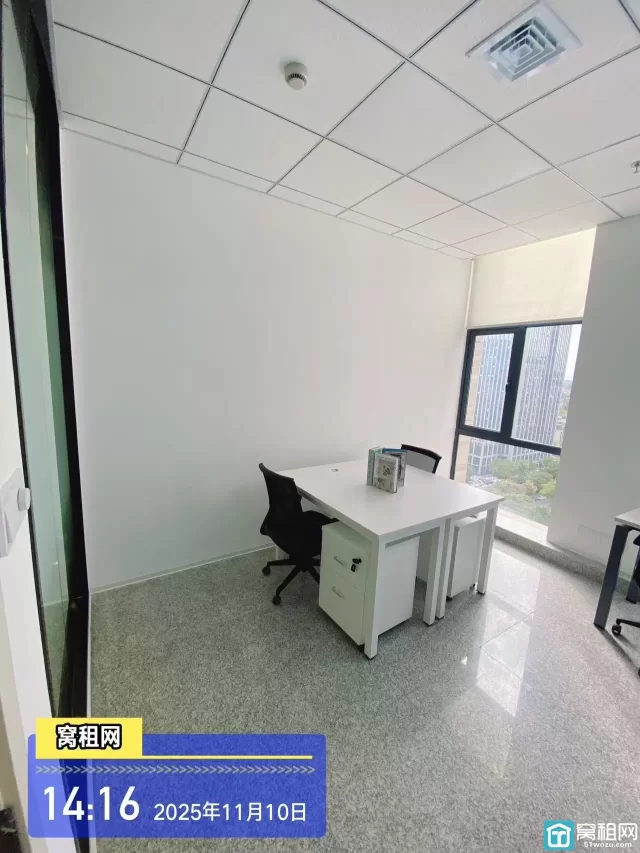 宁波镇海众创空间办公室出租1300元包物业费