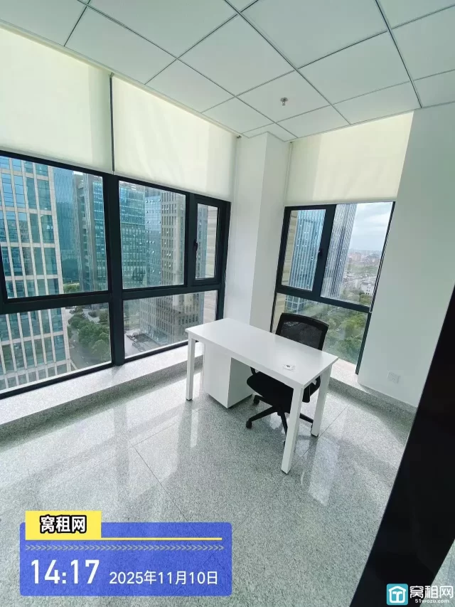 鼎信大厦50平米全新装修办公室出租3200元/月