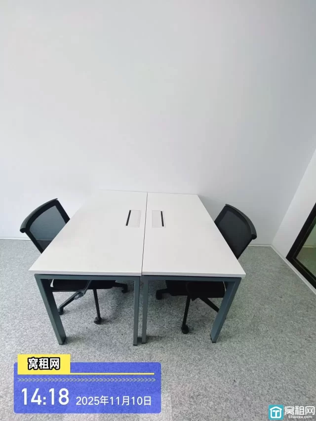 鼎信大厦3人工位独立办公室出租20平米租金1300元含水电费