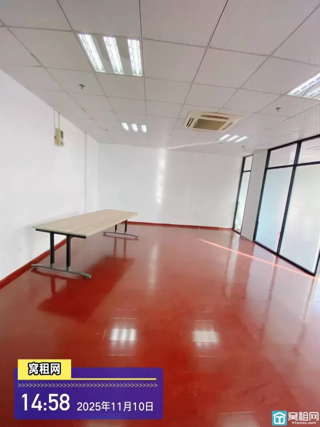 镇海新城CBD世创电商园东威大厦105平米办公室招租