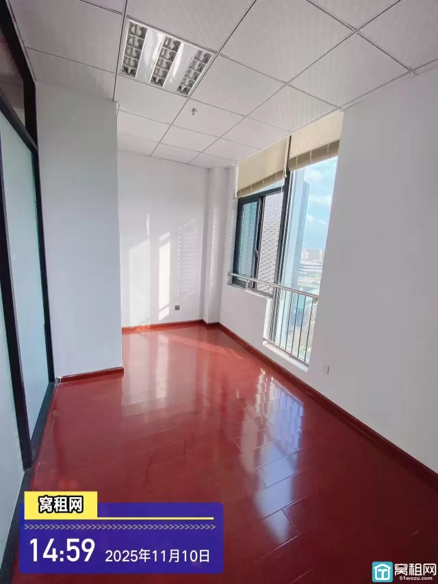 镇海新城CBD世创电商园东威大厦105平米办公室招租