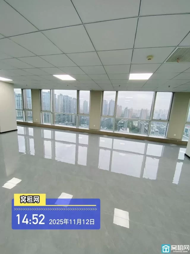 东部新城南苑环球374.16平米精装修办公室带上下水出租