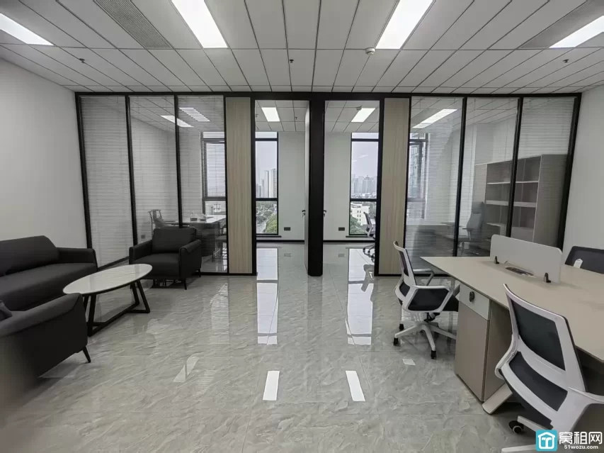 高新区恒瑞大厦隔壁外经合作大厦126平米 家具已配办公室出租